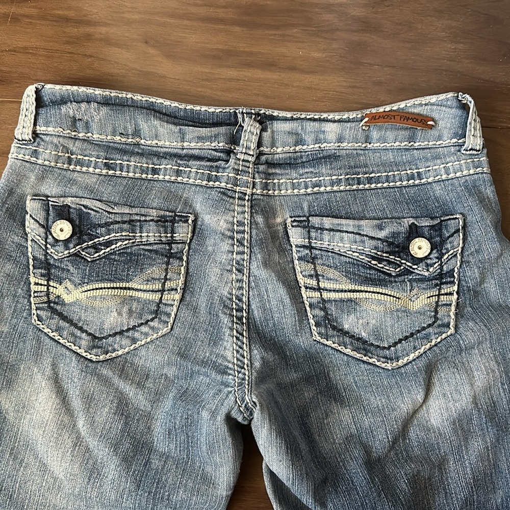 Almost Famous Boot Cut Low Rise Jeans - Picture 3 of 8